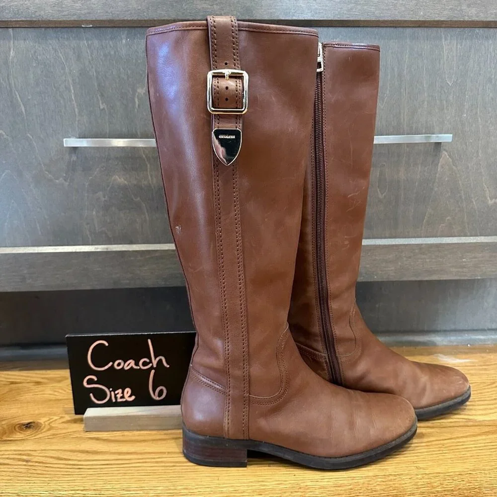 Womens Coach Easton Tall Tan Leather Buckle Zip Casual Riding Boots Size 6 B GUC